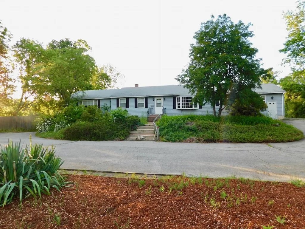 5 Proctor Hill Road Hollis NH 03049