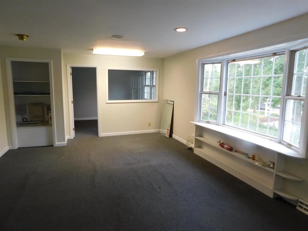 5 Proctor Hill Road Hollis NH 03049