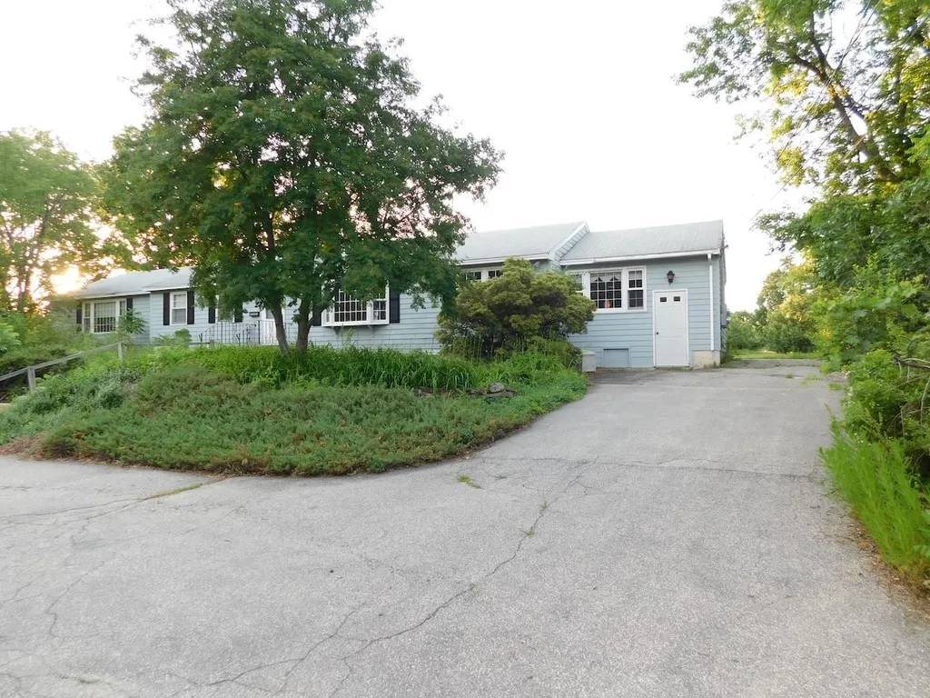 5 Proctor Hill Road Hollis NH 03049