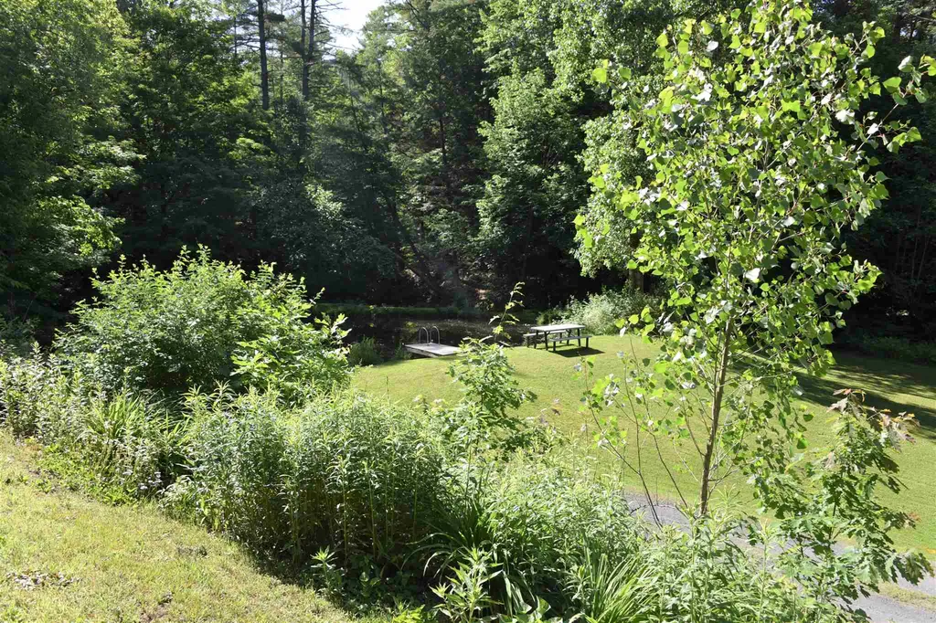 135 Governor Peck Road Jericho VT 05465