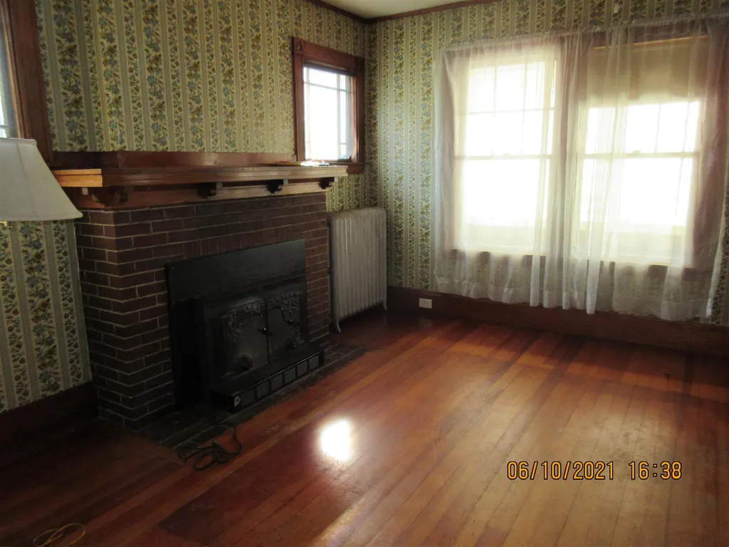 10 Common Street Rochester NH 03867