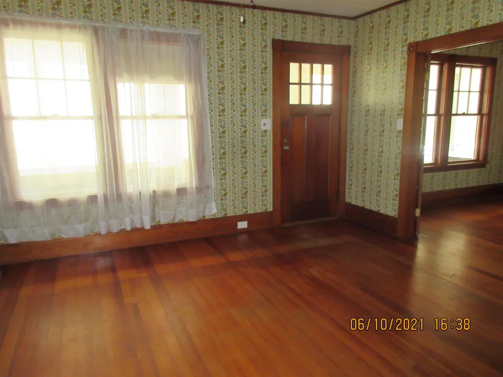 10 Common Street Rochester NH 03867