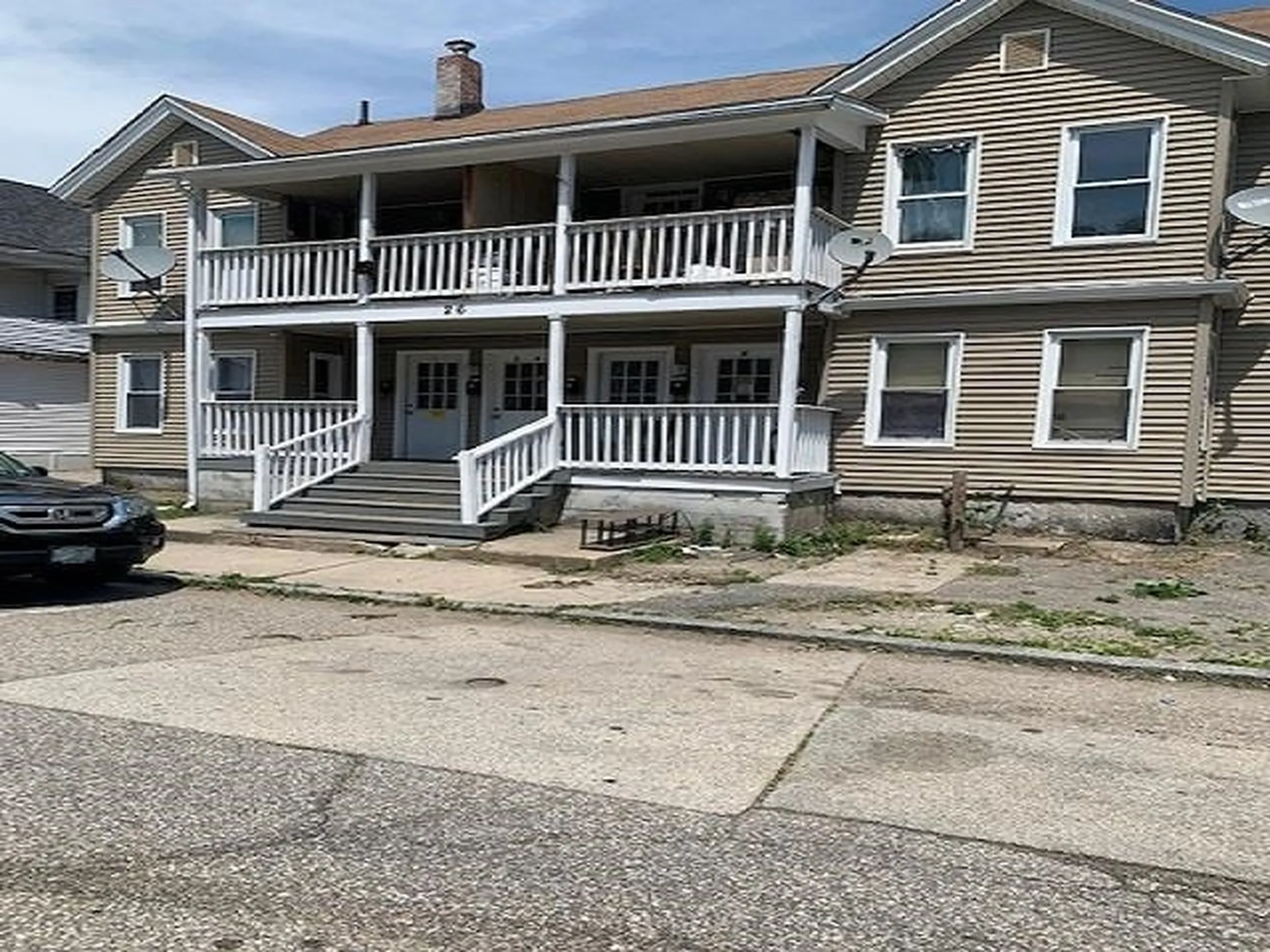 26 Hanover Street Nashua NH 03060