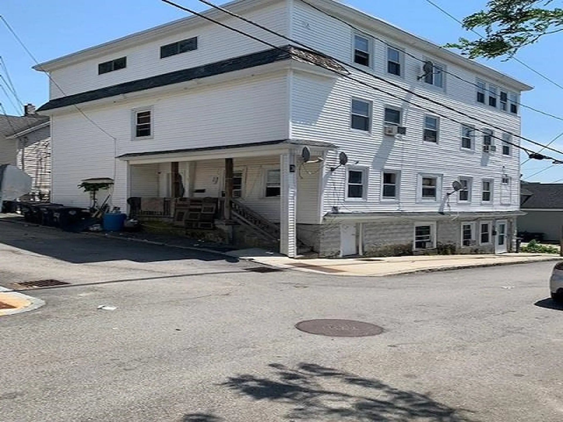 26 Hanover Street Nashua NH 03060