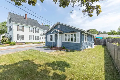 71 Warner Street Manchester NH 03102