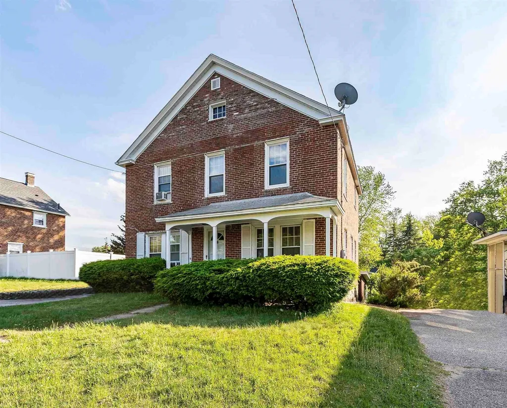 22 Mammoth Road Manchester NH 03109