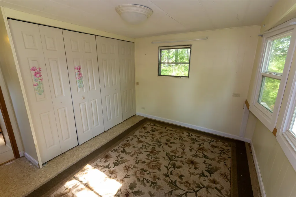 2 Marilyn Drive Allenstown NH 03275