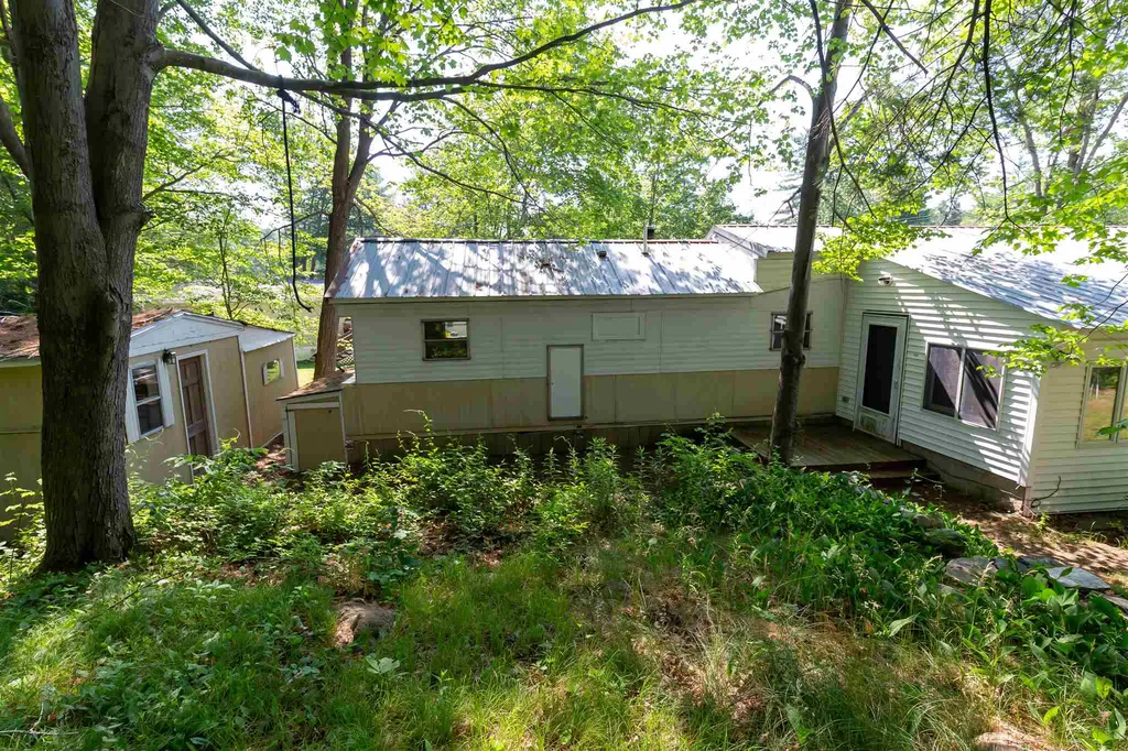 2 Marilyn Drive Allenstown NH 03275