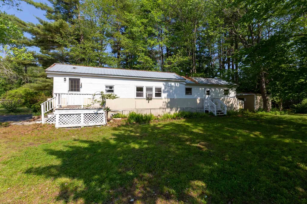 2 Marilyn Drive Allenstown NH 03275