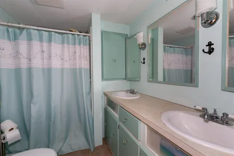 2 Marilyn Drive Allenstown NH 03275