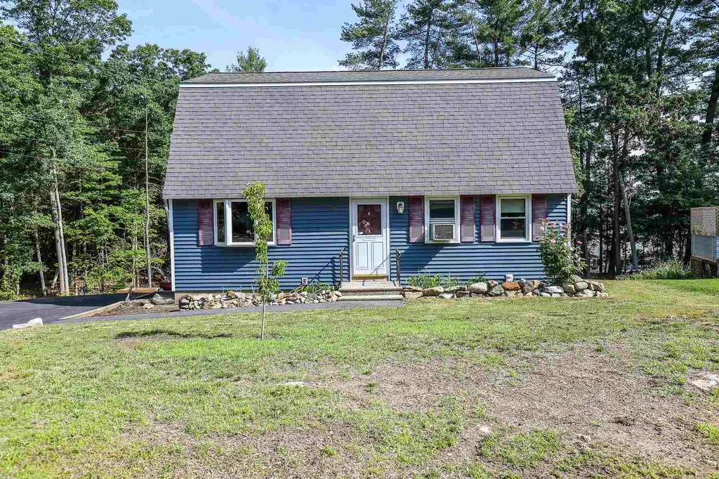 22 Pollard Road Nashua NH 03062
