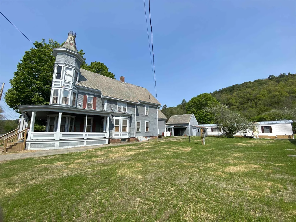 5054 Vt Route 14 Sharon VT 05065