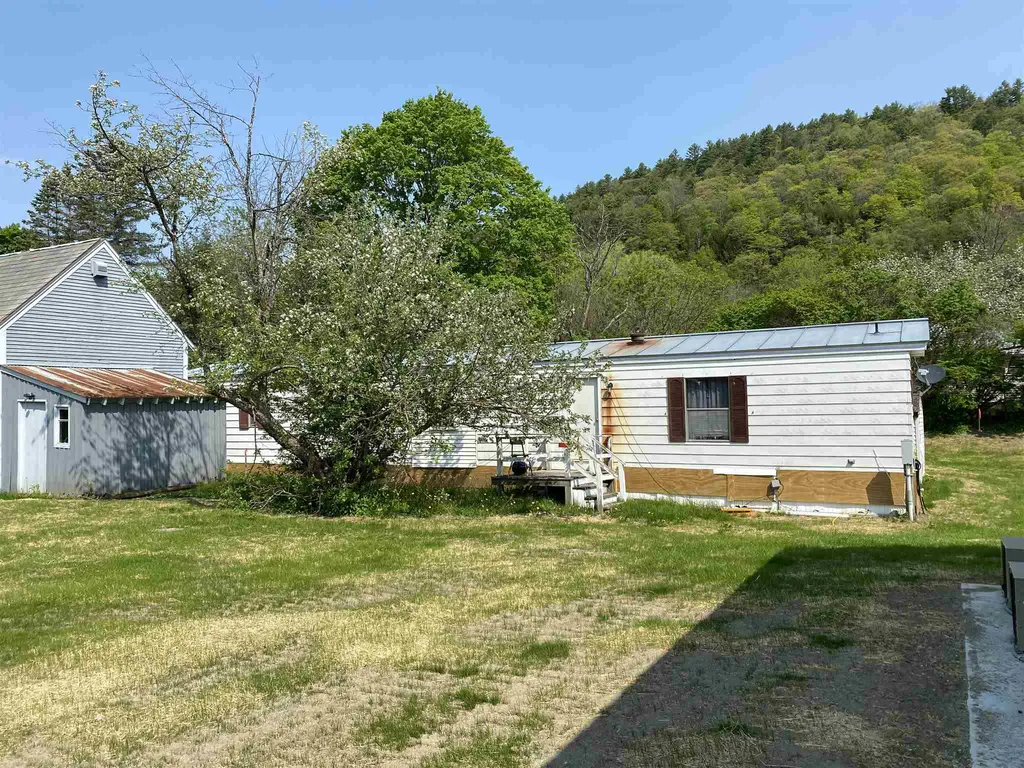 5054 Vt Route 14 Sharon VT 05065