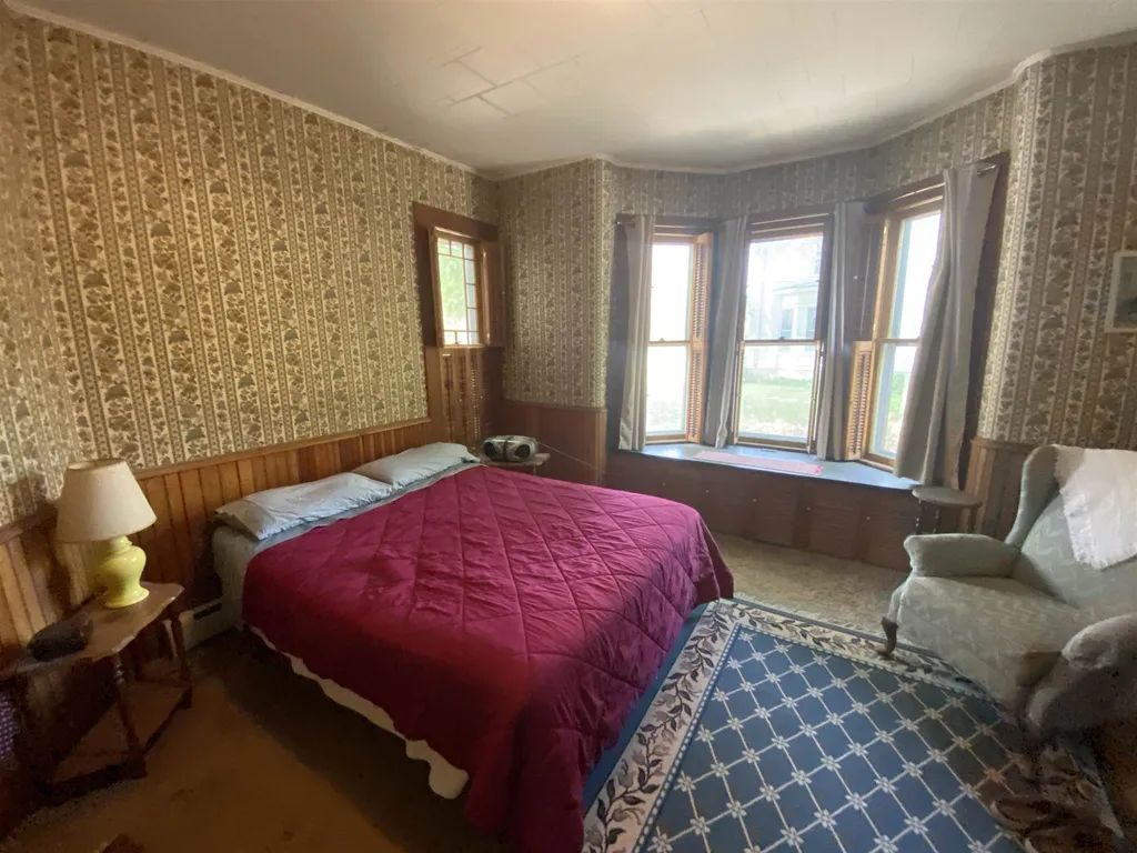 5054 Vt Route 14 Sharon VT 05065