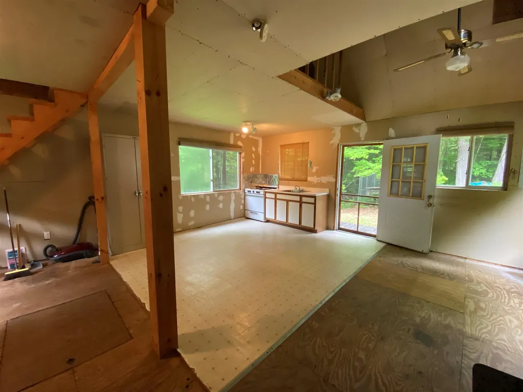 38 Powers Road Topsham VT 05076
