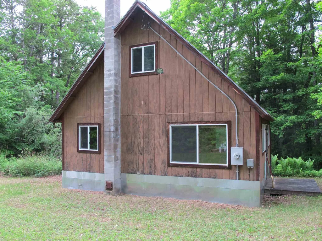 38 Powers Road Topsham VT 05076