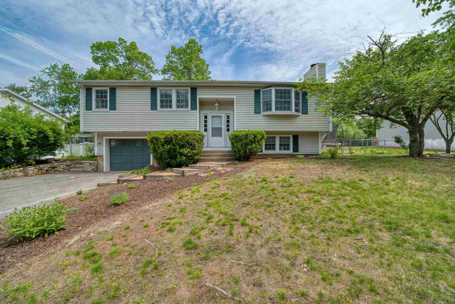 7 Marian Lane Nashua NH 03062