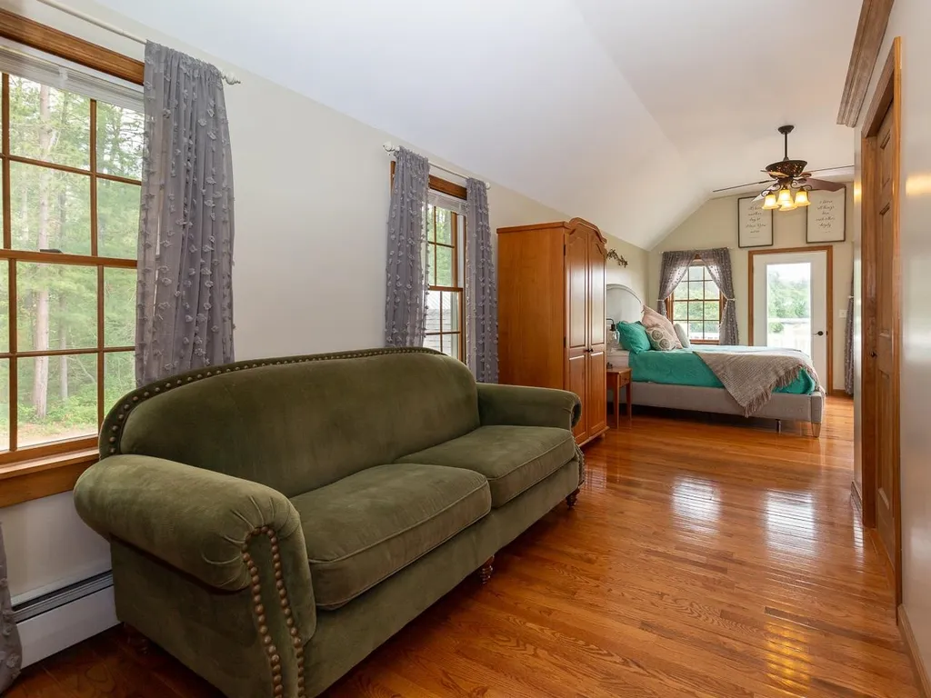 352 Packers Falls Road Durham NH 03824