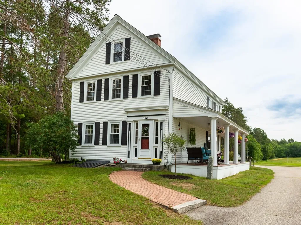 352 Packers Falls Road Durham NH 03824