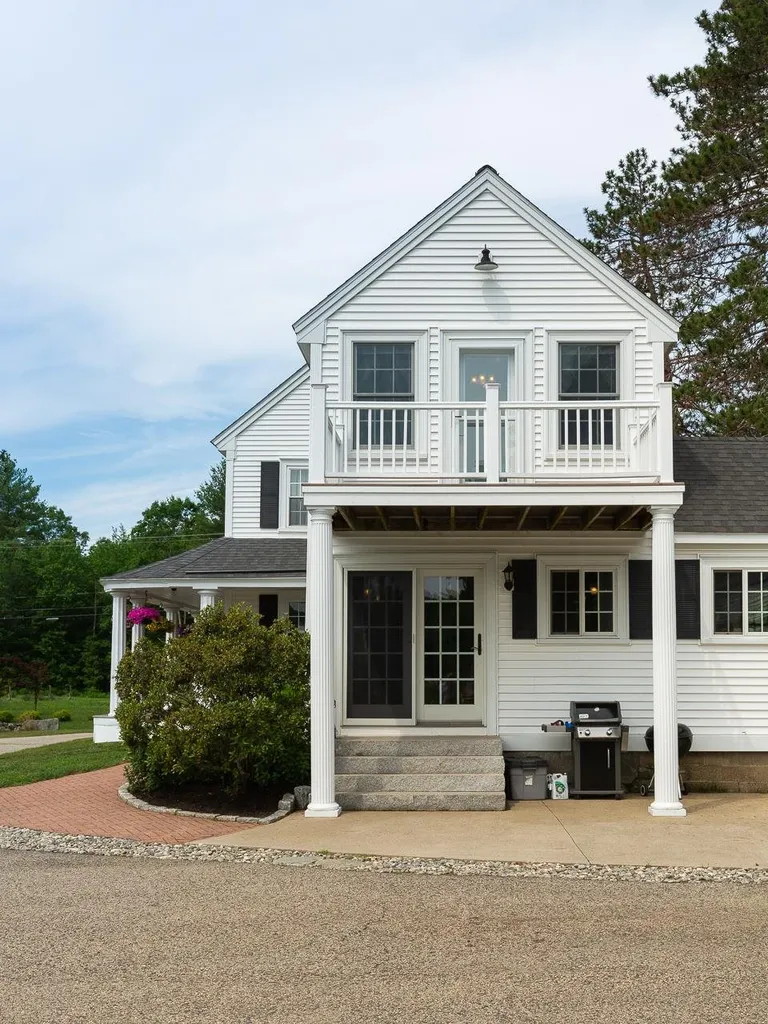 352 Packers Falls Road Durham NH 03824