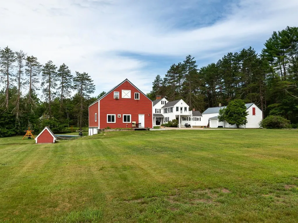 352 Packers Falls Road Durham NH 03824