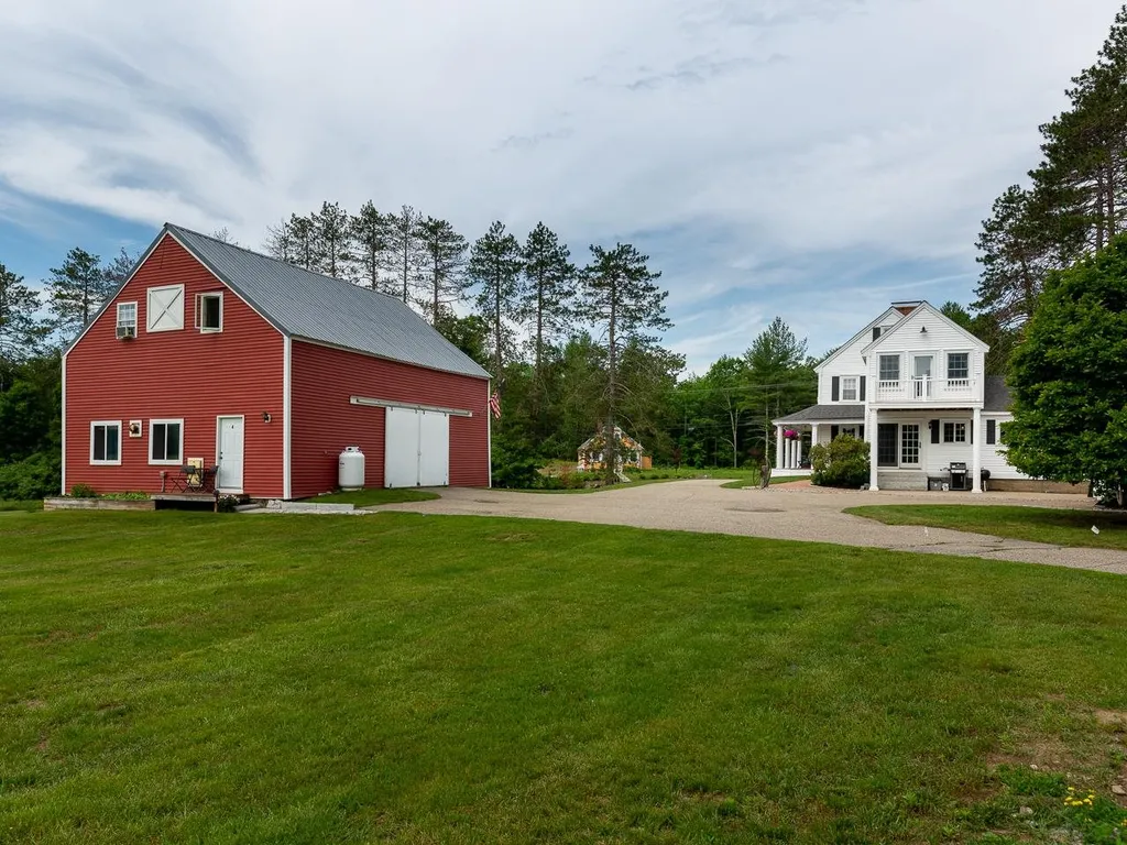 352 Packers Falls Road Durham NH 03824