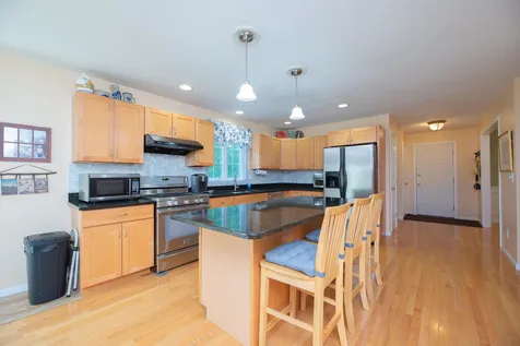 45 Belgian Drive Seabrook NH 03874
