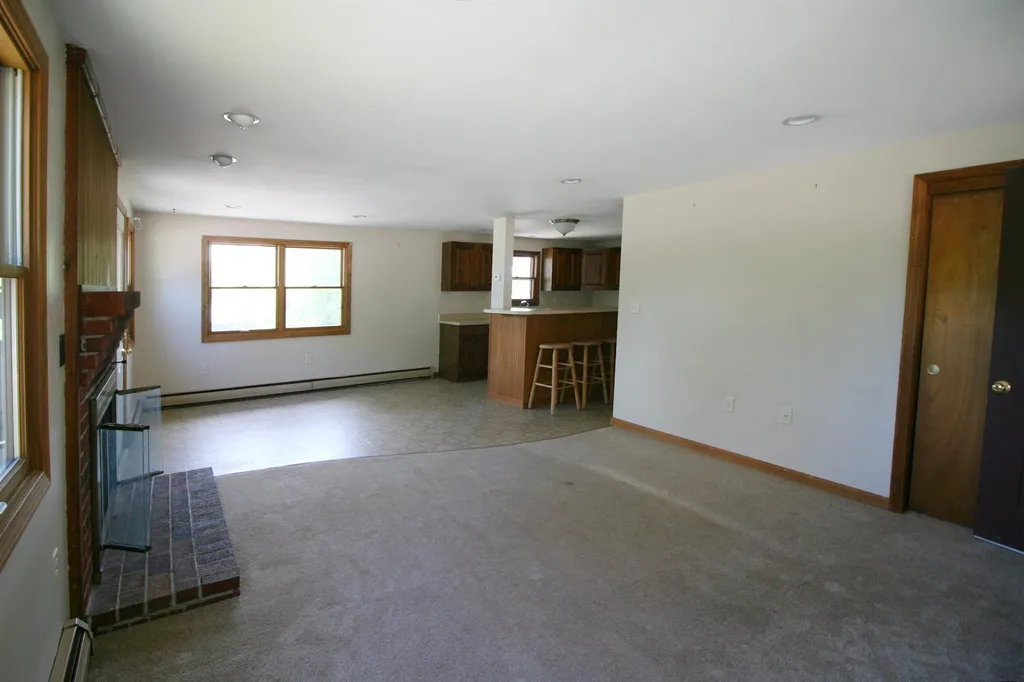 19 Shady Lane Dover NH 03820