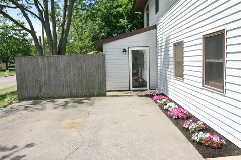 19 Shady Lane Dover NH 03820