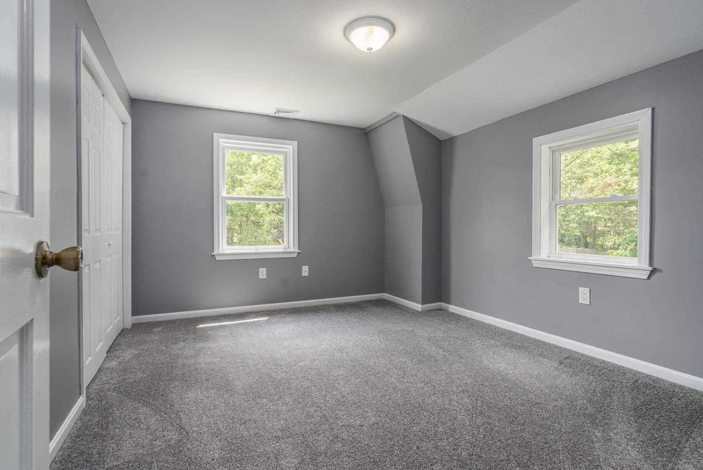 5 Jade Road Merrimack NH 03054