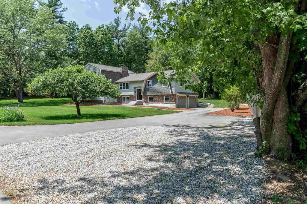 5 Jade Road Merrimack NH 03054
