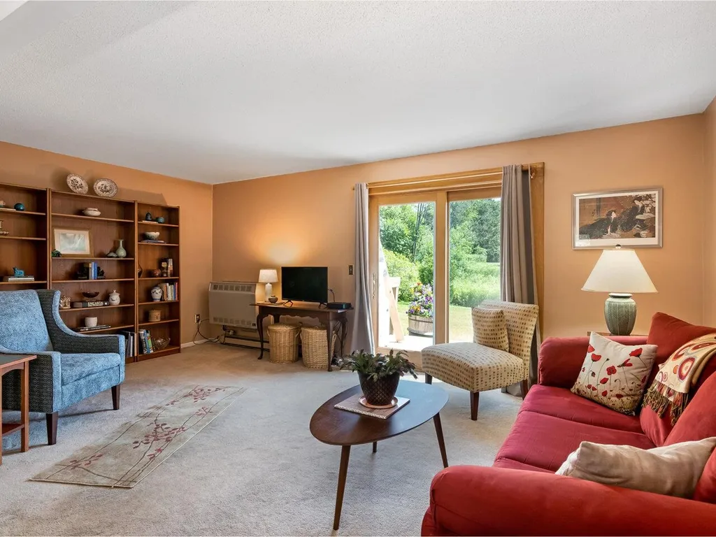 B10 Stonehedge Drive South Burlington VT 05403