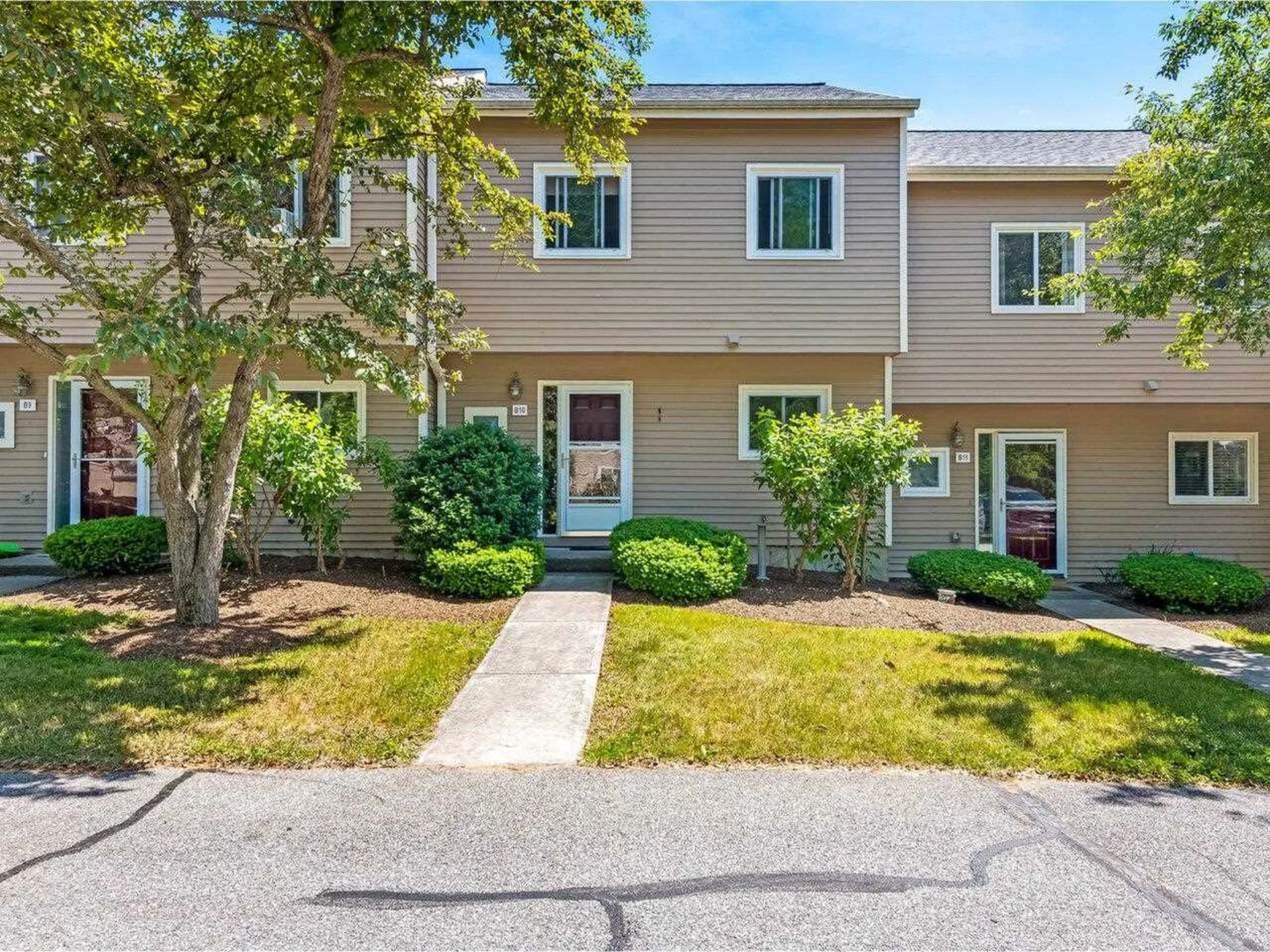 B10 Stonehedge Drive South Burlington VT 05403