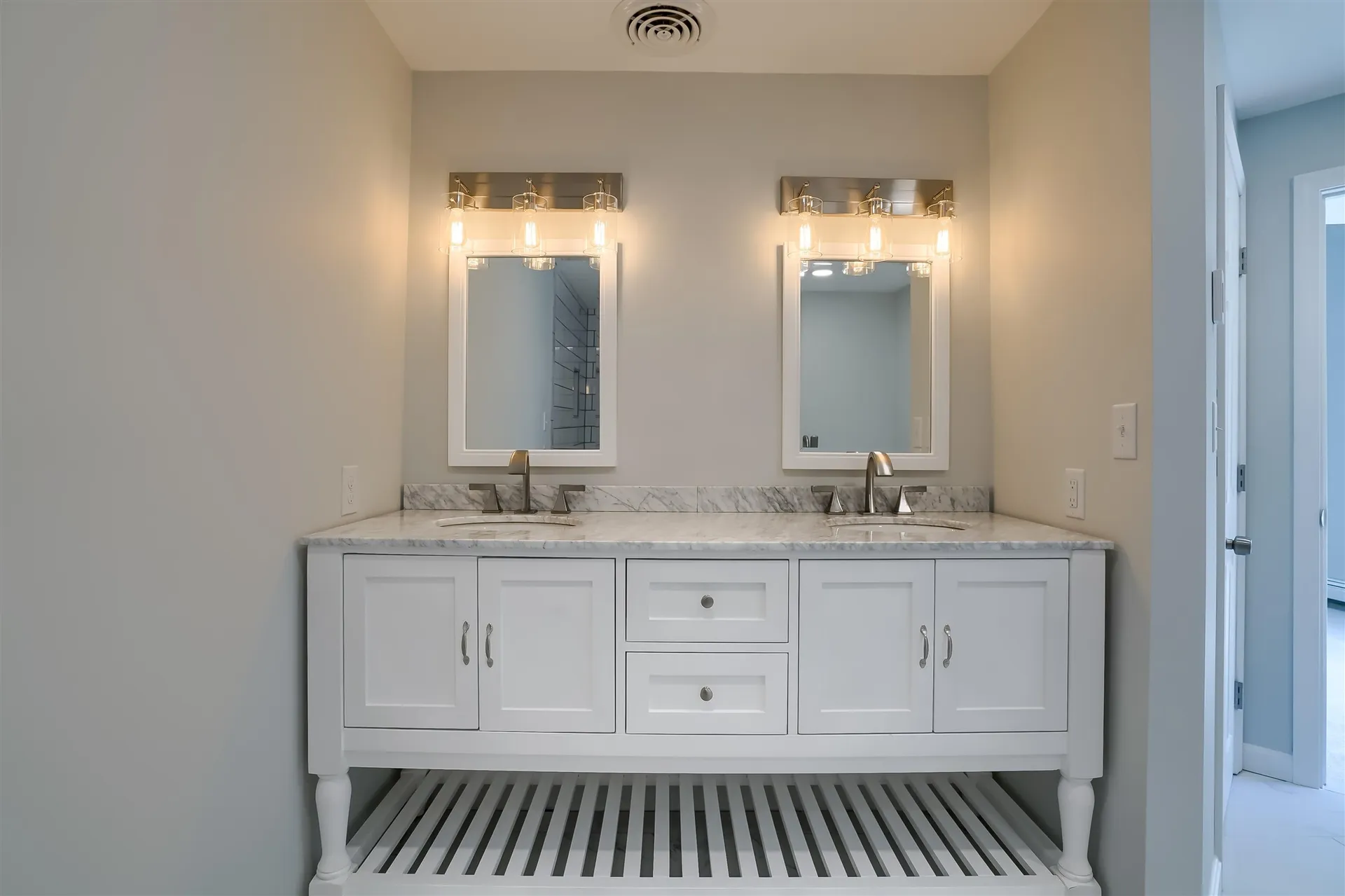 20 Hawthorne Road Windham NH 03087