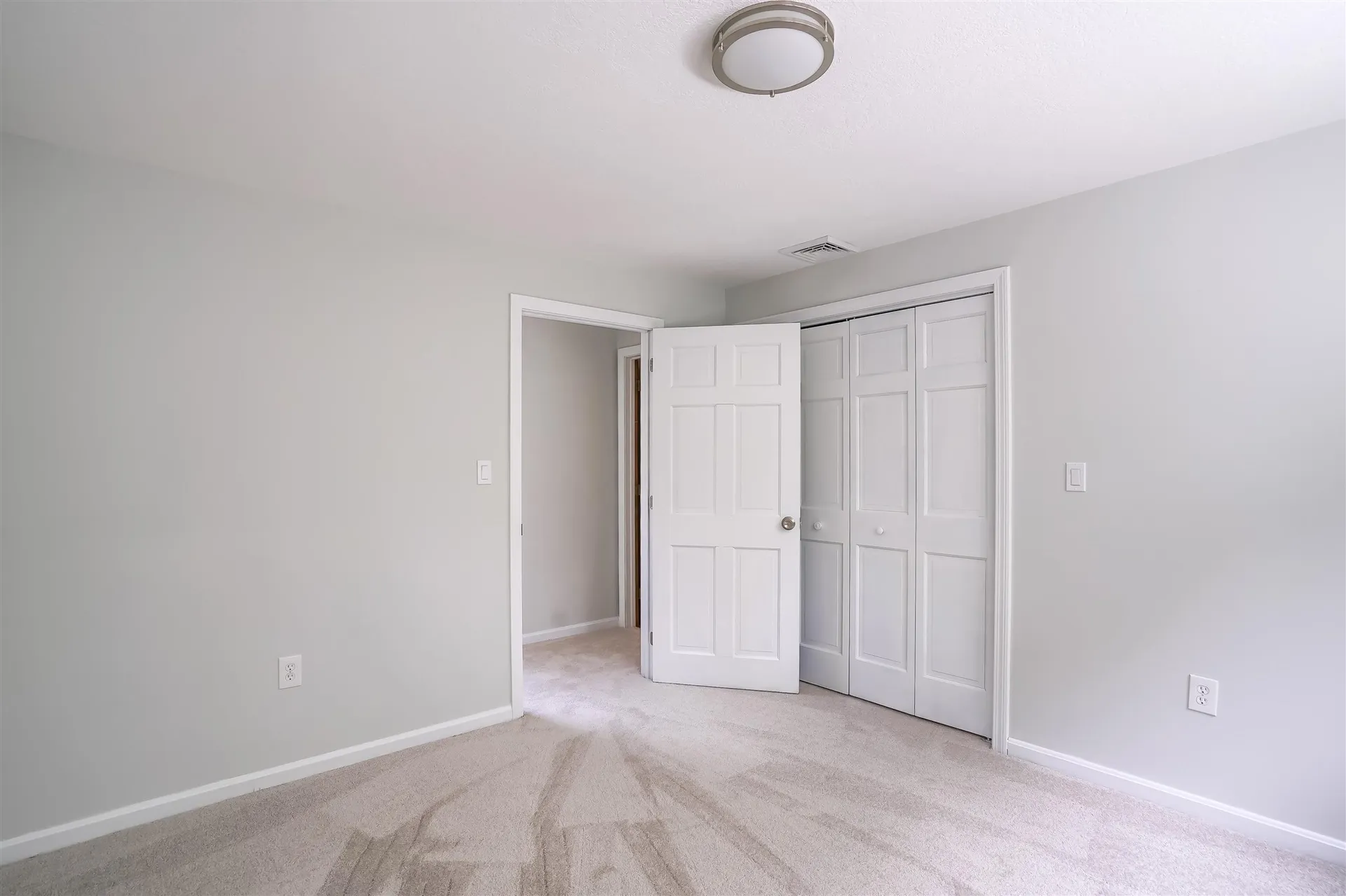 20 Hawthorne Road Windham NH 03087