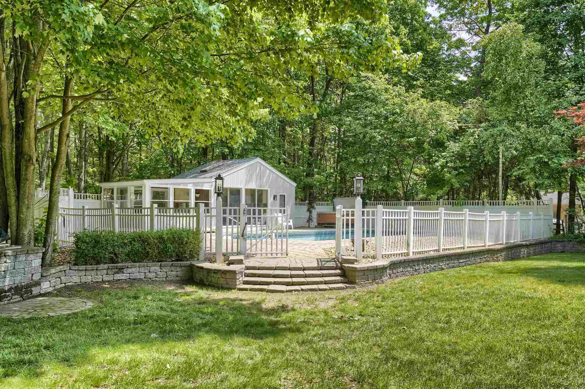 20 Hawthorne Road Windham NH 03087