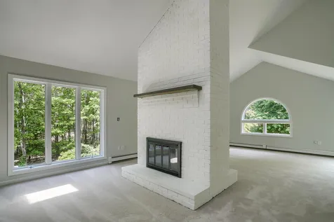 20 Hawthorne Road Windham NH 03087