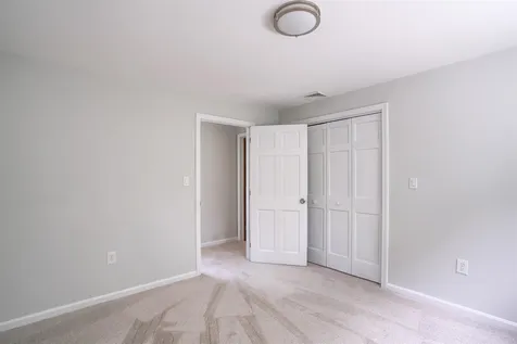 20 Hawthorne Road Windham NH 03087