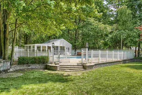 20 Hawthorne Road Windham NH 03087