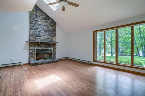 20 Hawthorne Road Windham NH 03087