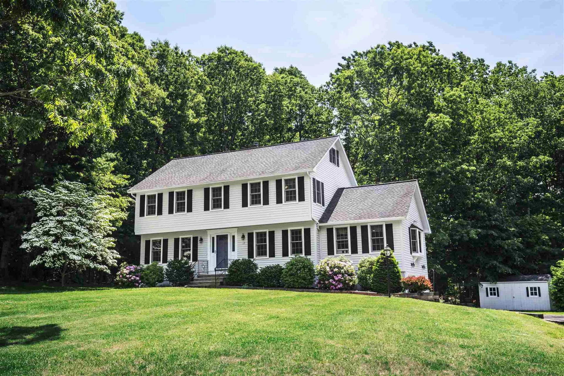 17 Anna Louise Drive Hudson NH 03051