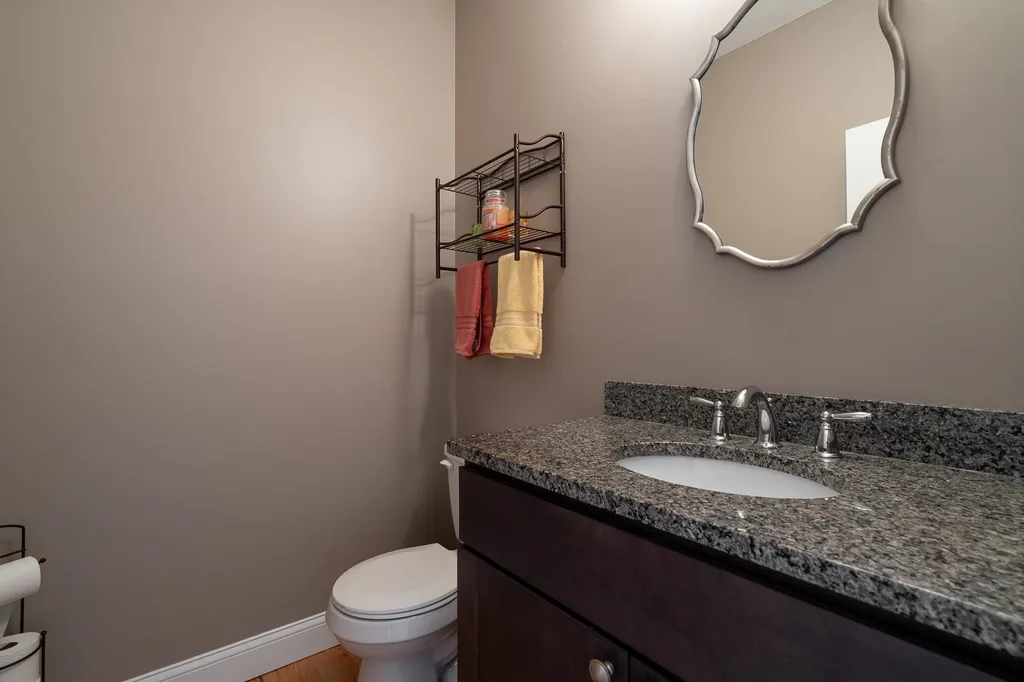 24 Churchill Drive Hooksett NH 03106