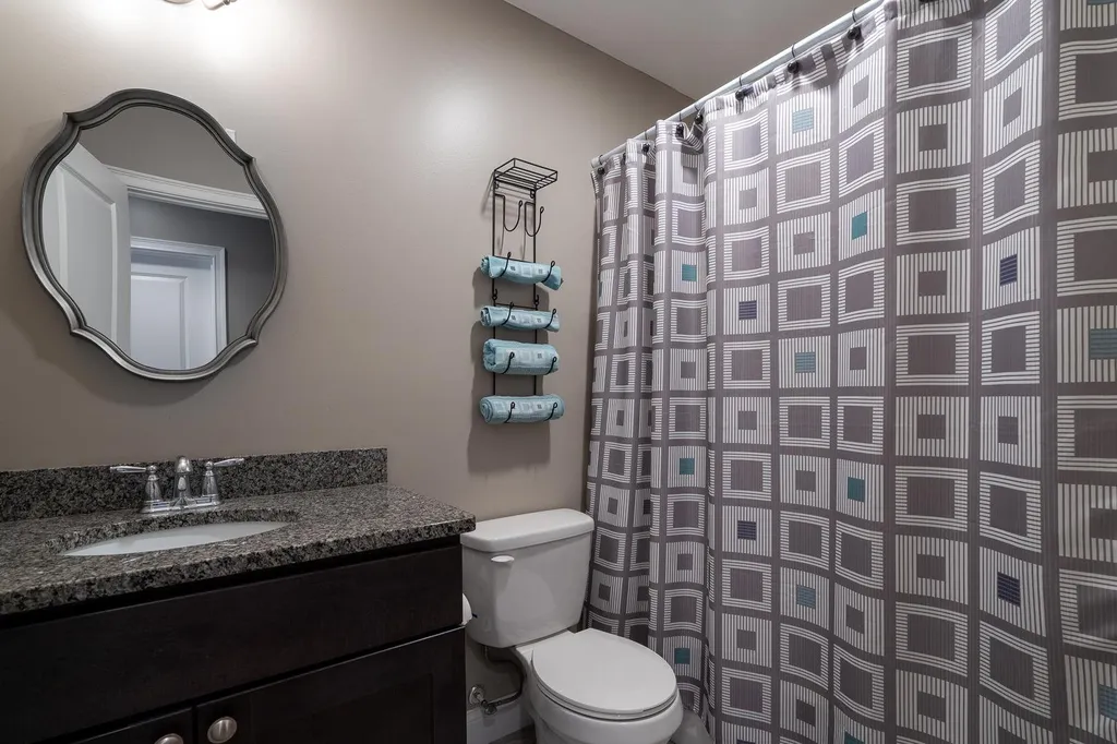 24 Churchill Drive Hooksett NH 03106