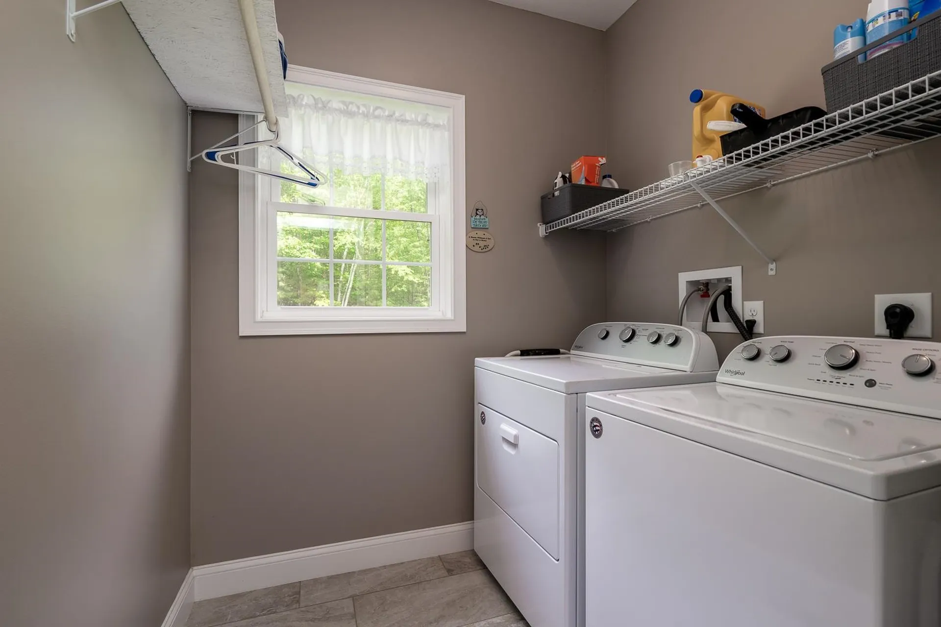 24 Churchill Drive Hooksett NH 03106
