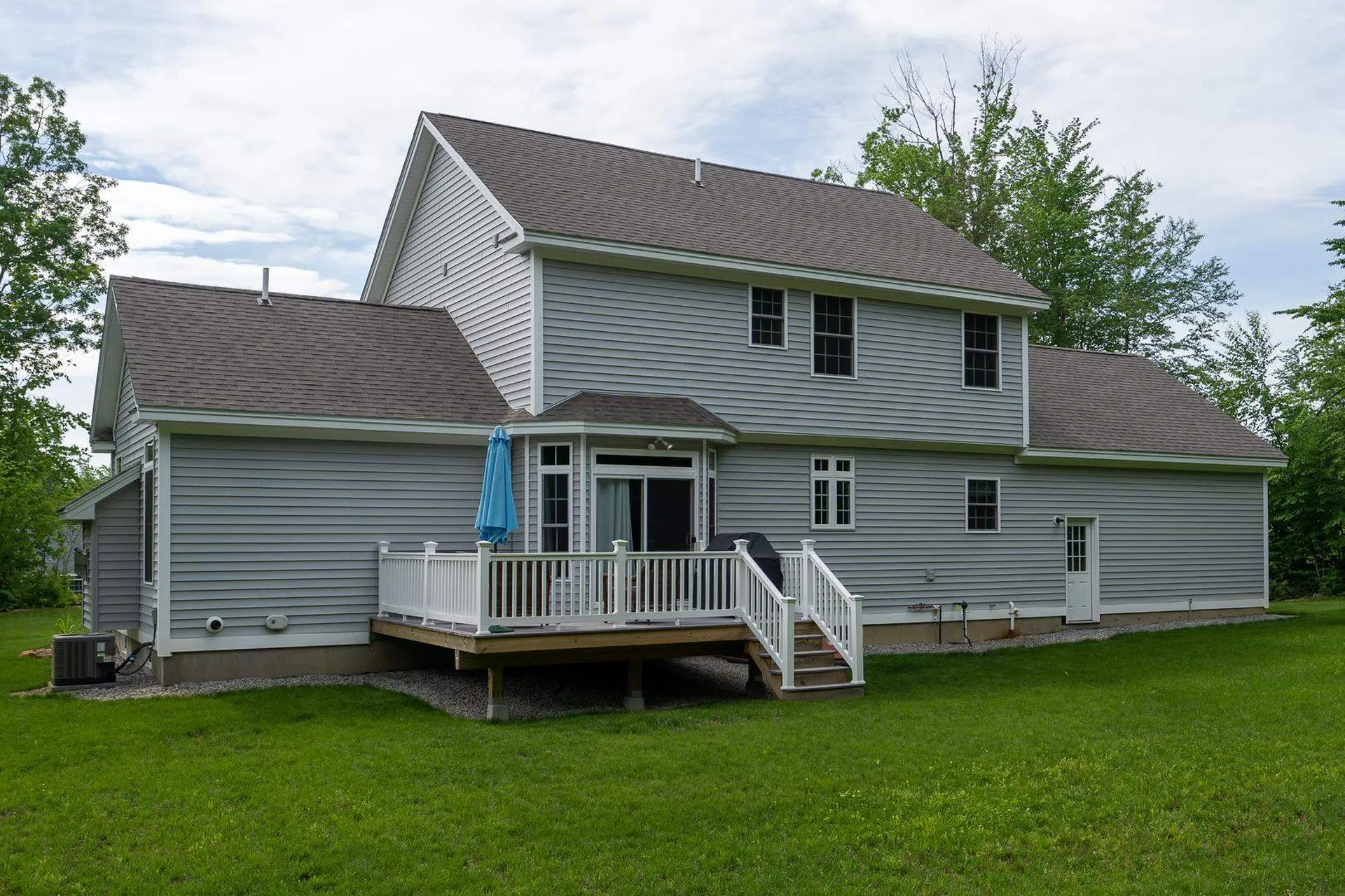24 Churchill Drive Hooksett NH 03106