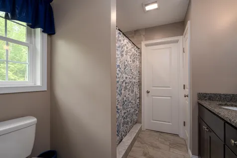 24 Churchill Drive Hooksett NH 03106