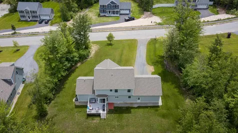 24 Churchill Drive Hooksett NH 03106