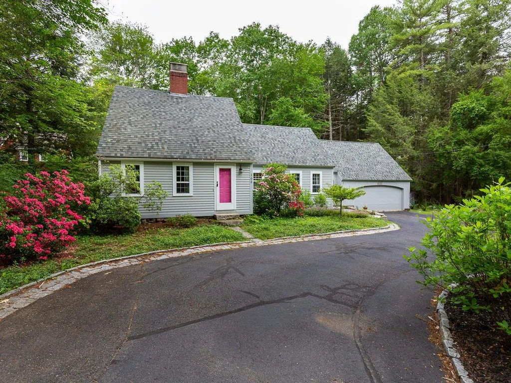 103 Madbury Road Durham NH 03824
