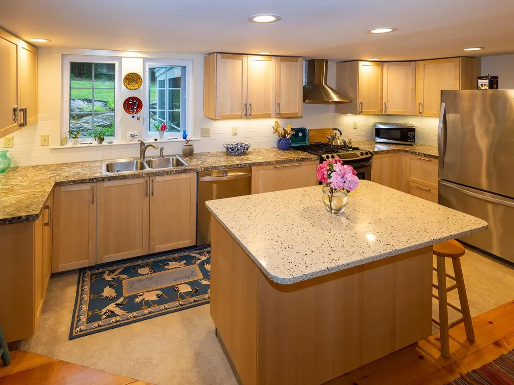 103 Madbury Road Durham NH 03824