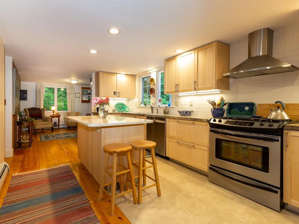 103 Madbury Road Durham NH 03824